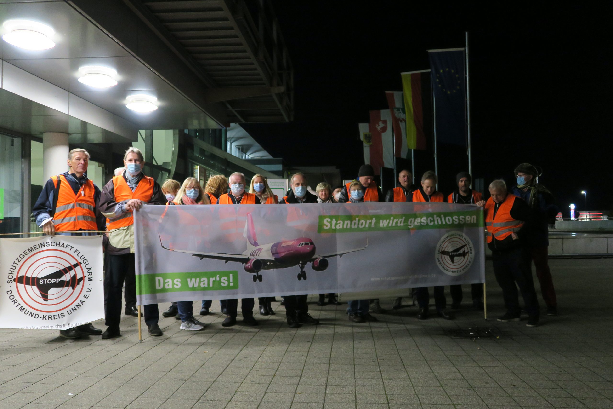 SGF-Protestaktion anlässlich der Schließung des WizzAir-Standortes, © Rita-Maria Schwalgin